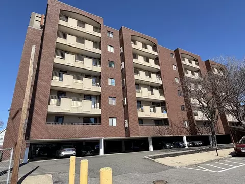 39 Parlin St #203, Everett, MA 02149