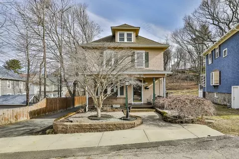 20 Palmer Ave, Saugus, MA 01906