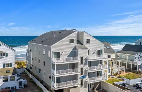 178 N End Blvd #G, Salisbury, MA 01952
