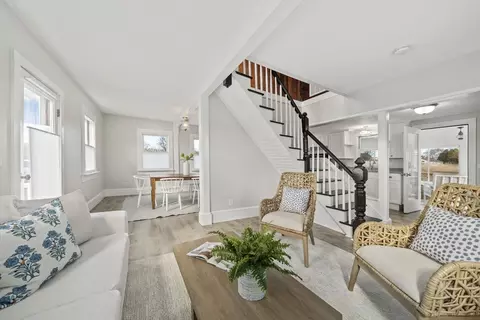 98 Cherry St, Marshfield, MA 02050 photo 3