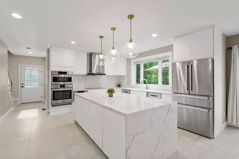 21 Cedar Springs Ln, Needham, MA 02492 photo 4