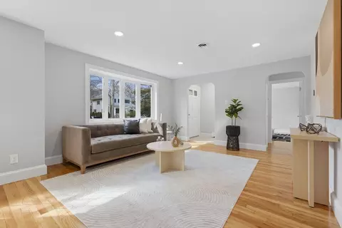 8 Junior Ter, Randolph, MA 02368 photo 3