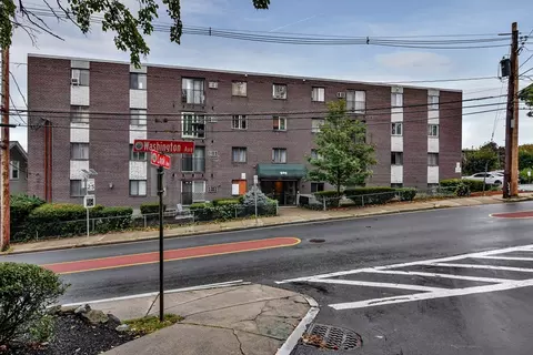 505 Washington Ave #23, Chelsea, MA 02150