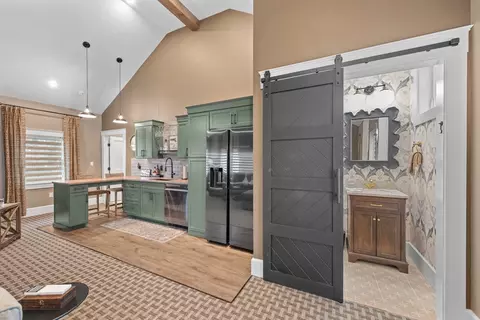 Entry Way - 7 Nipmuck, Webster, MA 01570 photo 1 of 4