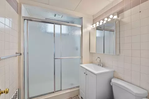 74 Pearson Ave, Somerville, MA 02144 photo 19