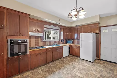 74 Pearson Ave, Somerville, MA 02144 photo 18