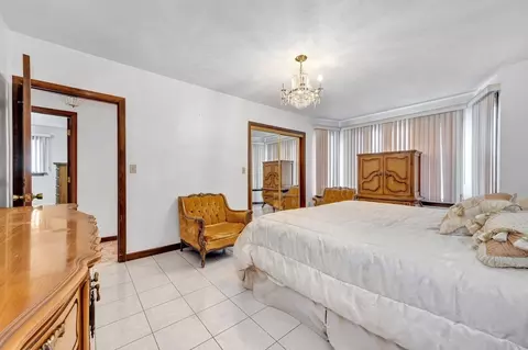 Bedroom - 120 Washington St, Gloucester, MA 01930 photo 2 of 10