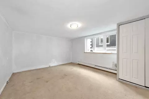 Bedroom - 120 Washington St, Gloucester, MA 01930 photo 8 of 10