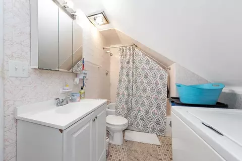 Bath - 120 Washington St, Gloucester, MA 01930 photo 3 of 3