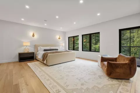 Bedroom - 68 Locust Ln, Needham, MA 02492 photo 2 of 3