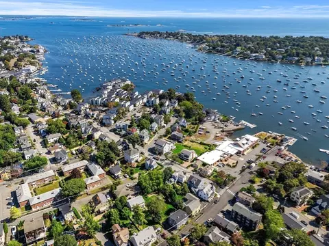 View/Area - 60 Gregory #3, Marblehead, MA 01945 photo 6 of 7