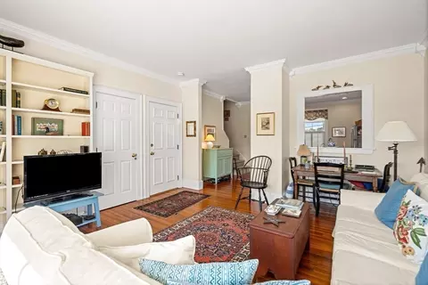 Living - 60 Gregory #3, Marblehead, MA 01945 photo 4 of 6