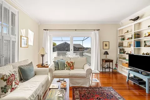 Living - 60 Gregory #3, Marblehead, MA 01945 photo 3 of 6