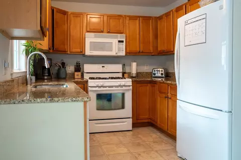 5065 N Main St #2, Fall River, MA 02720 photo 3