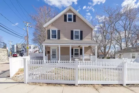 32 Jewett St, Roslindale, MA 02131