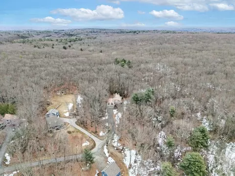View/Area - 215 North St, Upton, MA 01568 photo 5 of 7