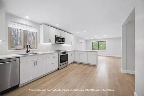 Entry Way - 215 North St, Upton, MA 01568 photo 1 of 3