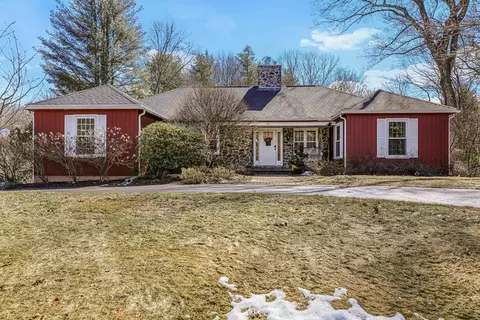 26 Middlemost Way, Stow, MA 01775