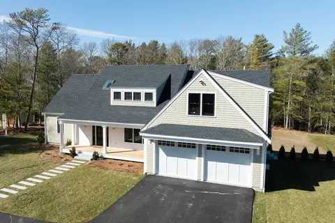 10 Dawson Way, Falmouth, MA 02536