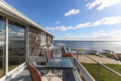 495 Commercial St UNIT 6, Provincetown, MA 02657
