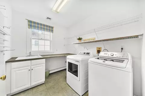 11 Holmes St, Needham, MA 02492 photo 13