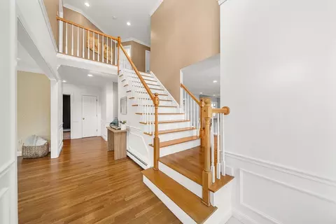 11 Holmes St, Needham, MA 02492 photo 3