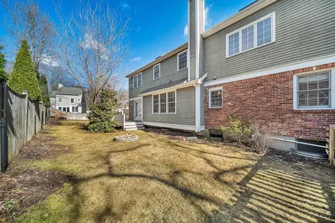 11 Holmes St, Needham, MA 02492 photo 18