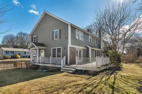 11 Holmes St, Needham, MA 02492 photo 20