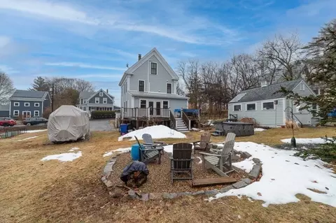 9 Hickory St, Gloucester, MA 01930 photo 8