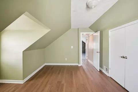 66 Thornton St, Springfield, MA 01104 photo 22