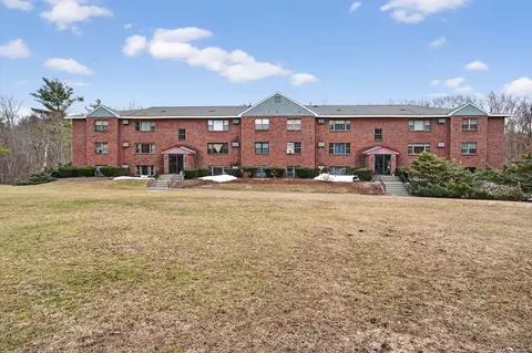 58 Spencer Rd #32K, Boxborough, MA 01719