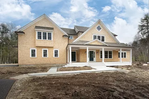 615 Keene St, Duxbury, MA 02332