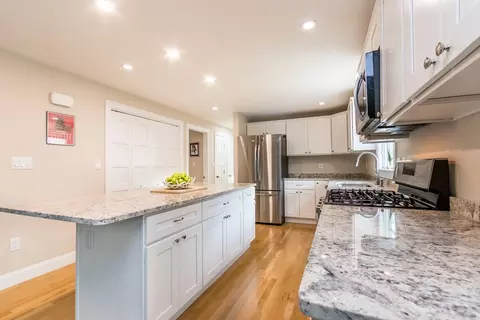 183 Simons Narrows Rd, Mashpee, MA 02649 photo 10