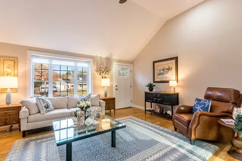 183 Simons Narrows Rd, Mashpee, MA 02649 photo 5