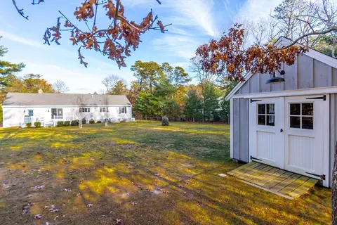 183 Simons Narrows Rd, Mashpee, MA 02649 photo 3