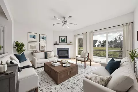10 Spyglass Landing Dr #10, Marshfield, MA 02050