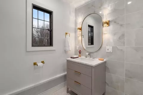 147 Mt Vernon St, Dedham, MA 02026 photo 27