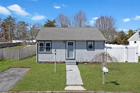 12 Mason St Ext, Buzzards Bay, MA 02532
