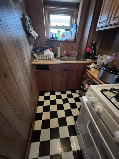 523 Second St, Fall River, MA 02721 photo 20