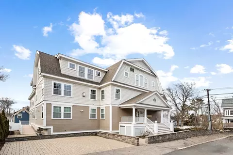 100 Burrill St #6, Swampscott, MA 01907