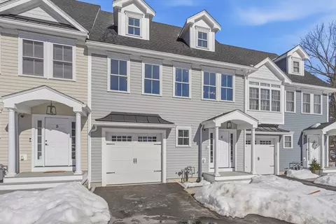 51 W Main #6R, Georgetown, MA 01833