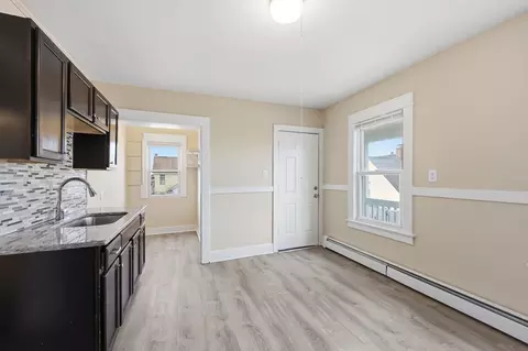 28-30 Cherrelyn St, Springfield, MA 01104 photo 18