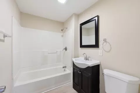 28-30 Cherrelyn St, Springfield, MA 01104 photo 14