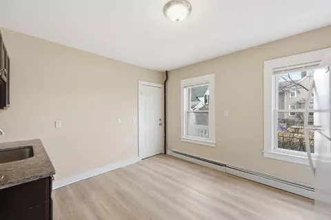 28-30 Cherrelyn St, Springfield, MA 01104 photo 8