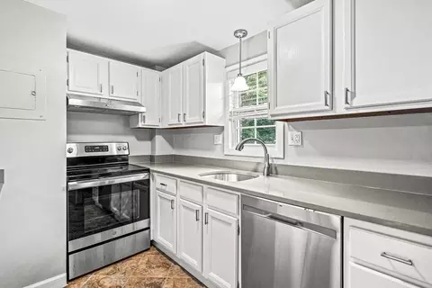 29 Arlington Rd #5, Woburn, MA 01801