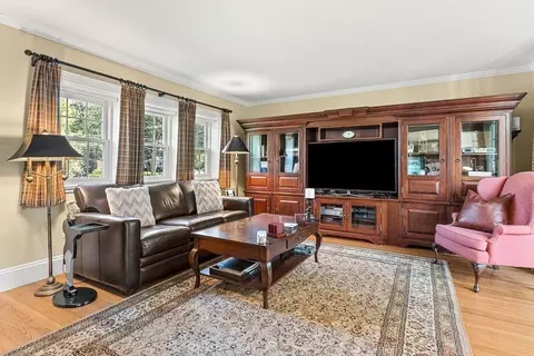 2 Everett Ave, Winchester, MA 01890 photo 17