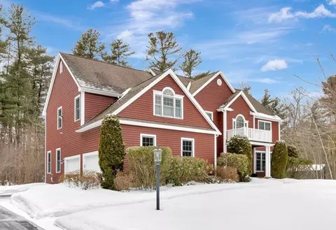 7 Tanglewood Dr, Easton, MA 02356