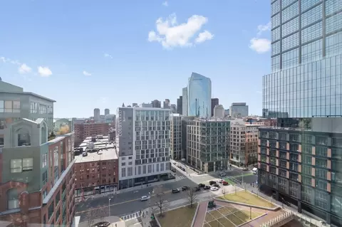 100 Lovejoy Wharf #PH 2C, Boston, MA 02114
