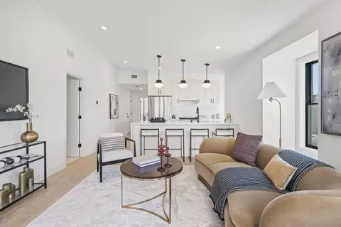20 Whitney #7, Quincy, MA 02169