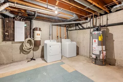 200 Lambert Ter #46, Chicopee, MA 01020 photo 25